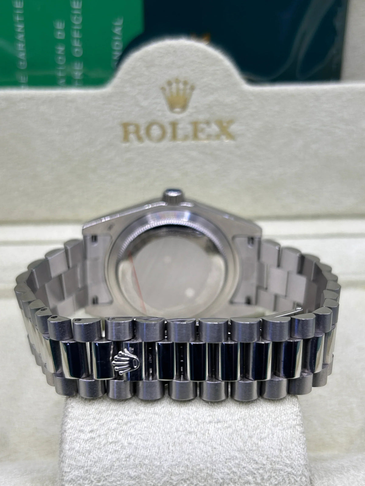 Montre cadran argenté