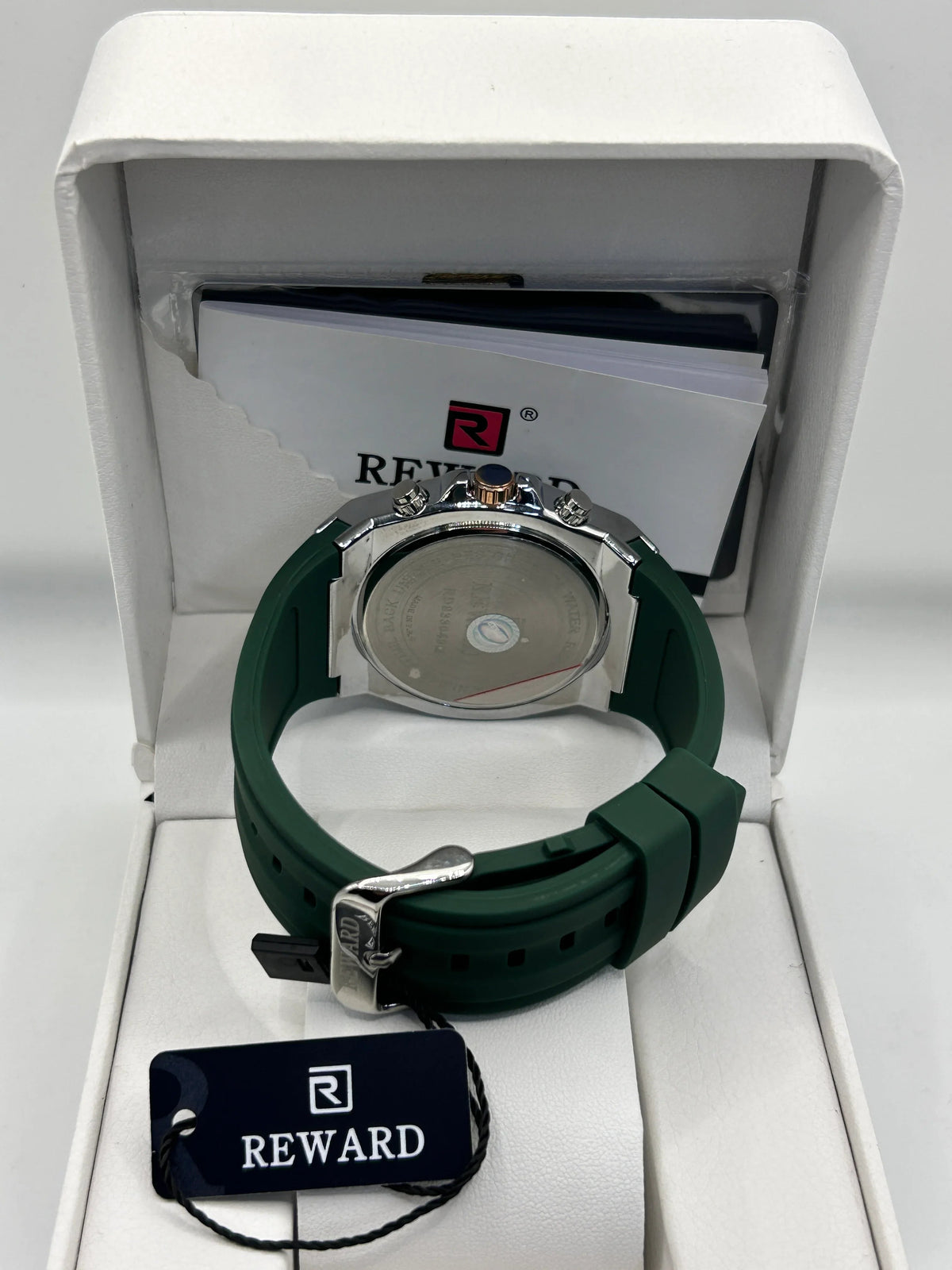 Montre chronographe à quartz cadran vert et bracelet vert