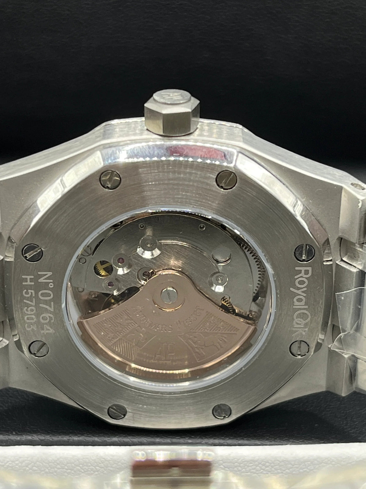 Montre cadran argenté en acier inoxydable