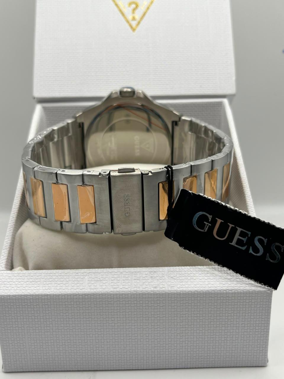 Montre Quartz à Cadran Bleu et Bracelet en Acier Inoxydable Argenté