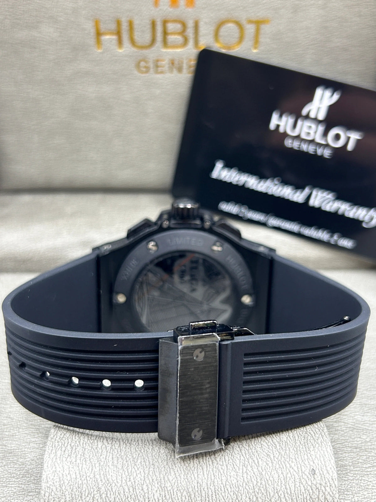 Montre Chronographe Noir et Bleu