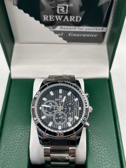 Montre chronographe de luxe à cadran noir et bracelet en acier inoxydable