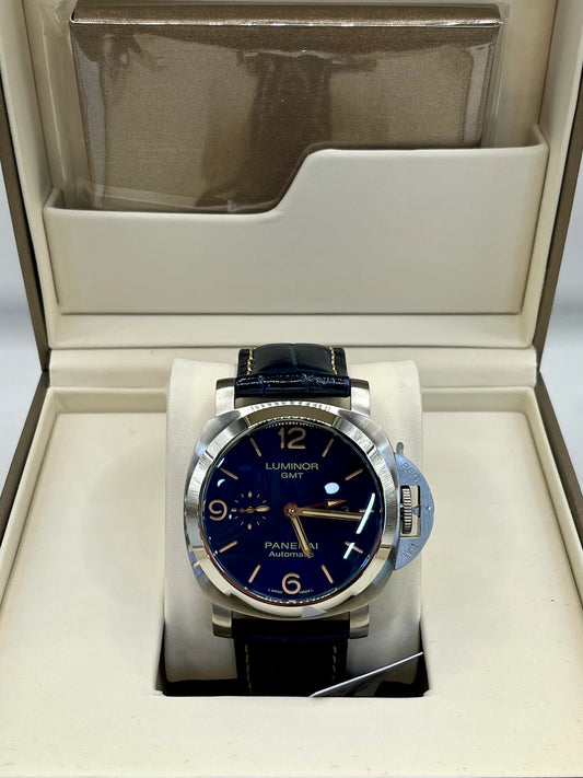 Montre à cadran bleu en acier inoxydable