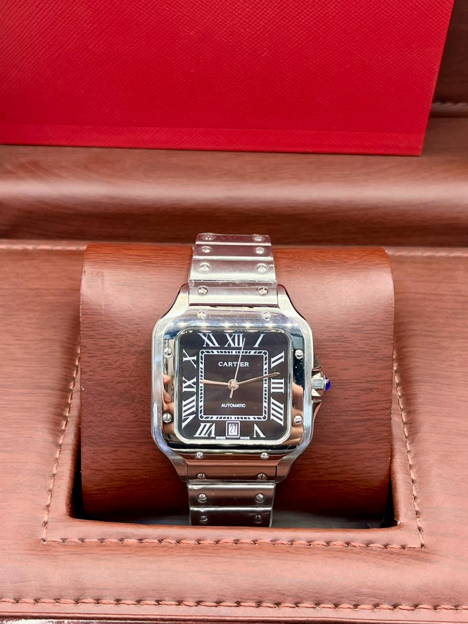 Montre carrée en acier à cadran brun