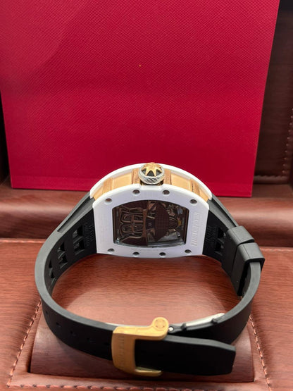 Montre Tonneau Squelette Or & Noir