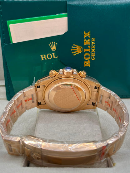 Montre Day-Date en or rose avec sertissage arc-en-ciel