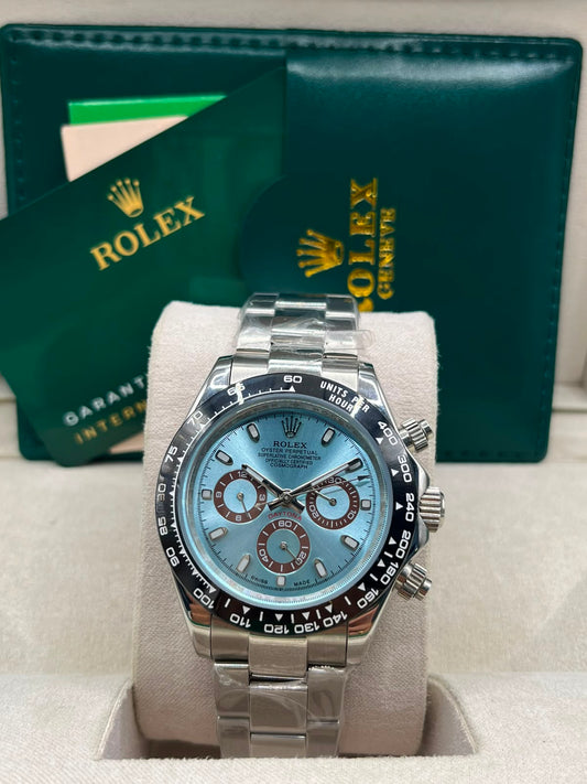 Montre chronographe à cadran bleu glacé