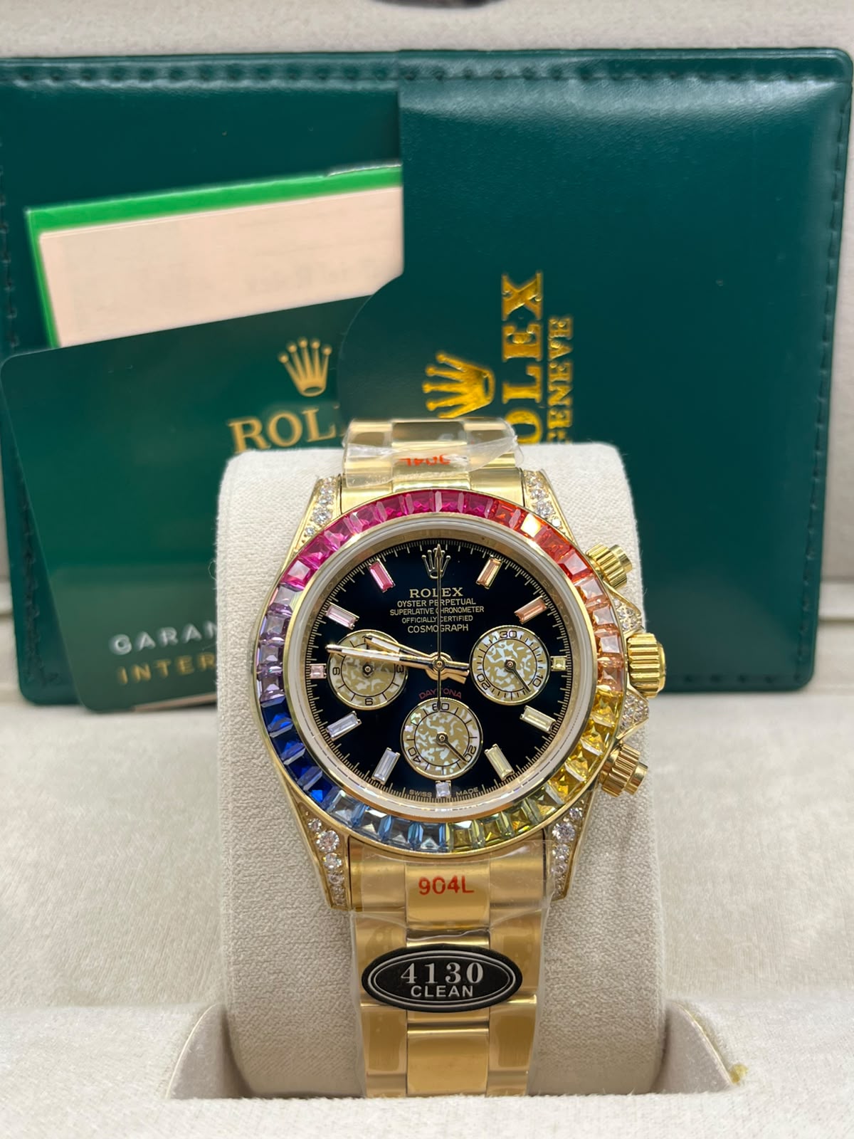 Montre Day-Date en or rose avec sertissage arc-en-ciel