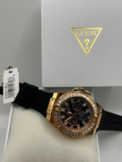 Montre Homme à Cadran Noir, Boîtier Doré et Bracelet en Silicone