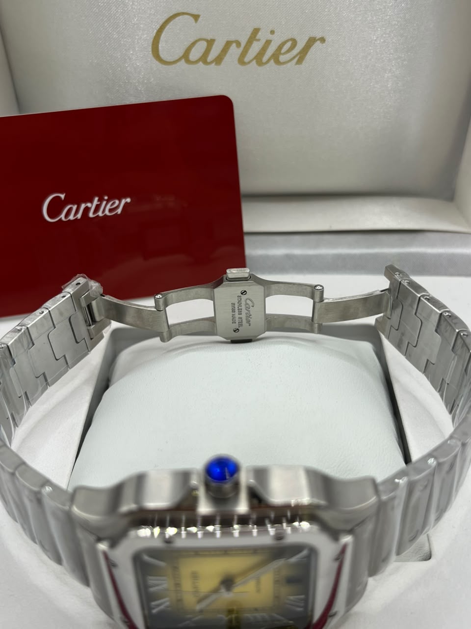 Montre Santos à cadran jaune et bracelet en acier inoxydable argenté