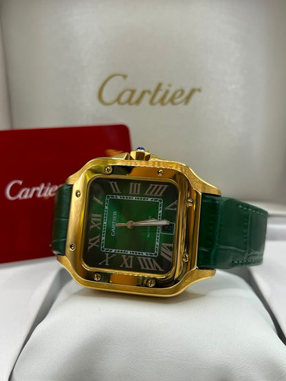Montre à cadran vert avec bracelet en cuir vert