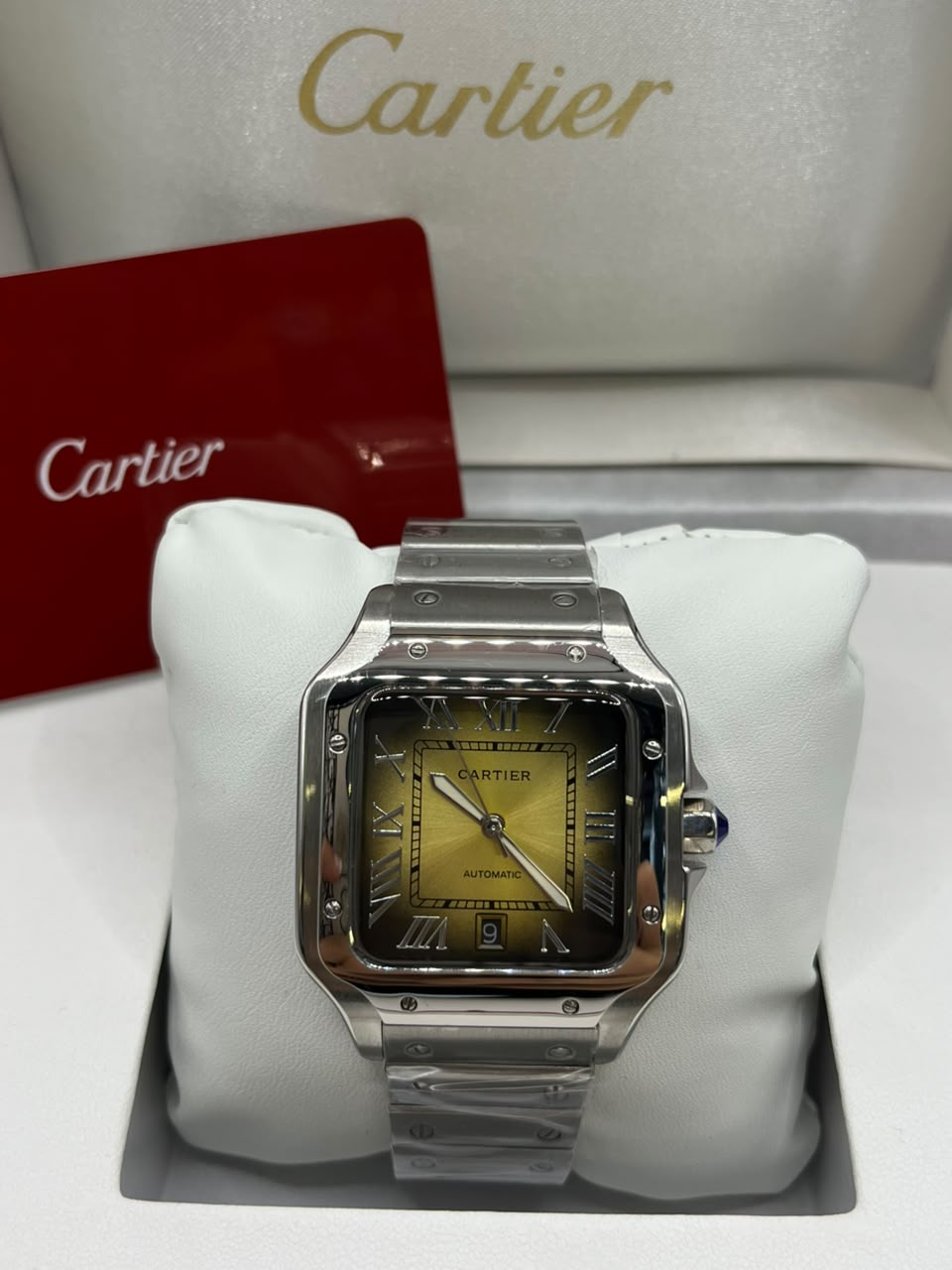 Montre Santos à cadran jaune et bracelet en acier inoxydable argenté