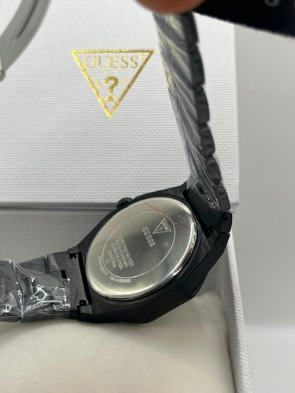 Montre quartz à cadran noir et bracelet en acier inoxydable noir